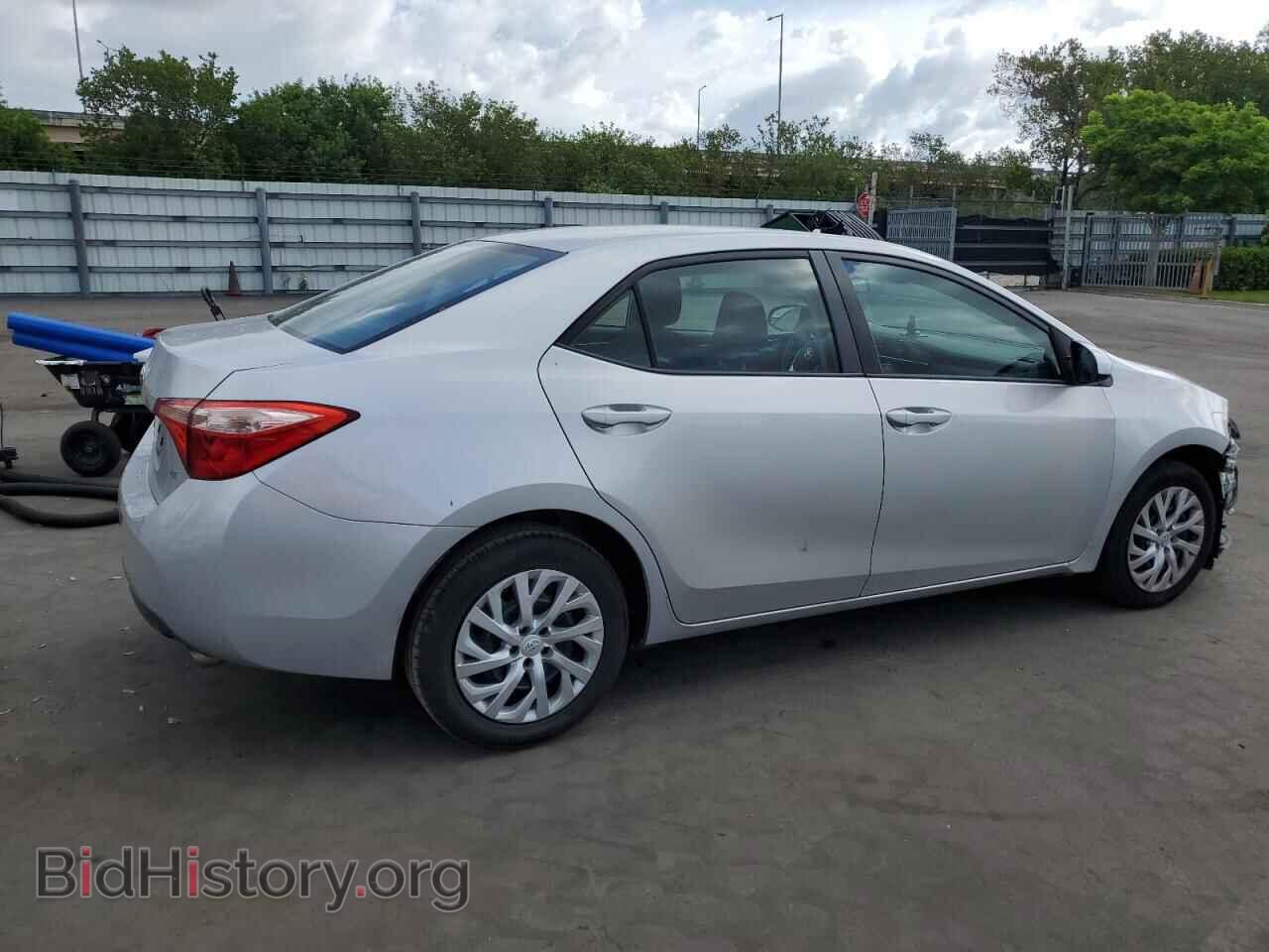 2017 TOYOTA COROLLA - VIN: 5YFBURHE3HP725613 - Фото 3