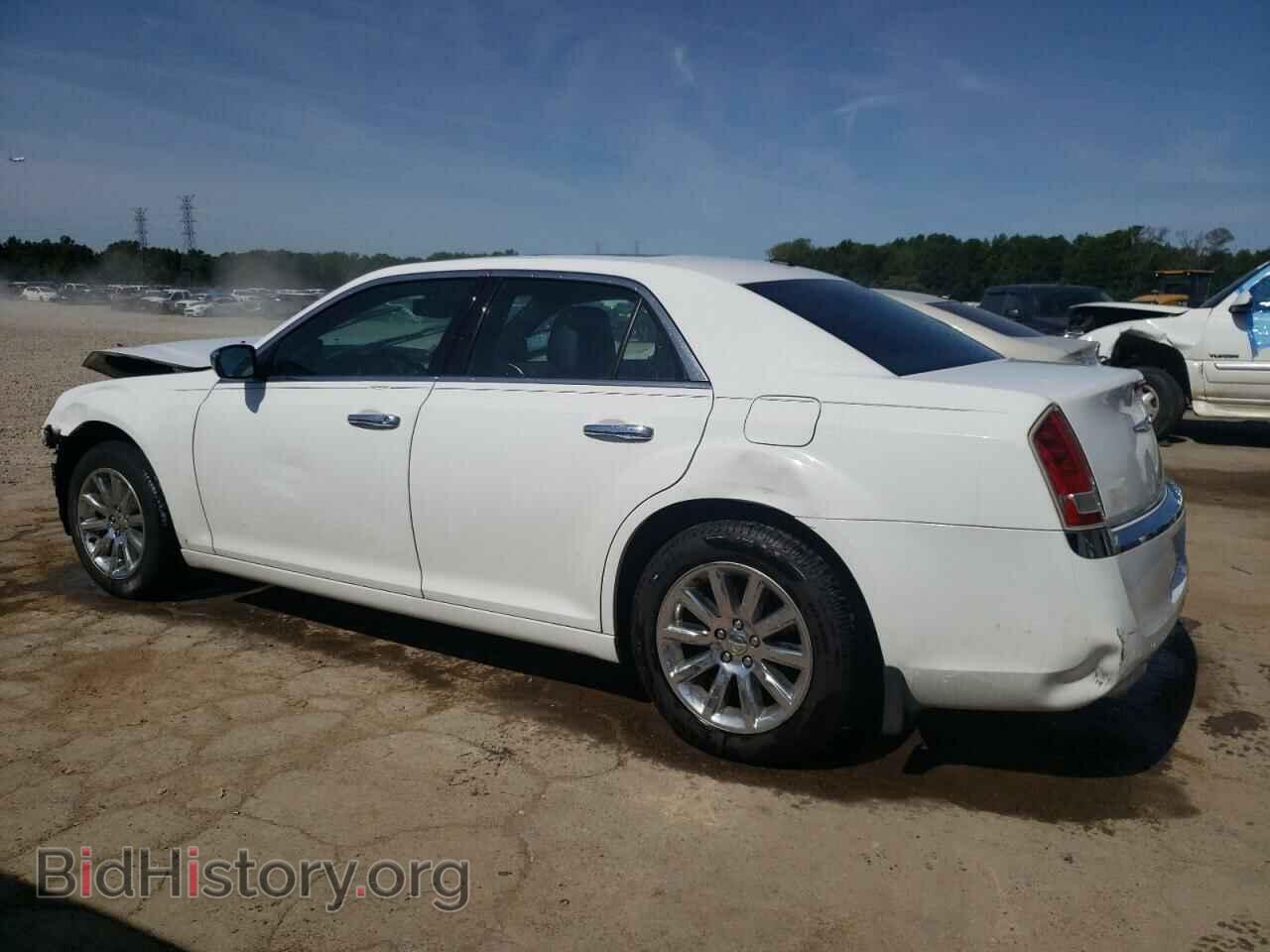 2012 CHRYSLER 300 - VIN: 2C3CCACG7CH216953 - Фото 2
