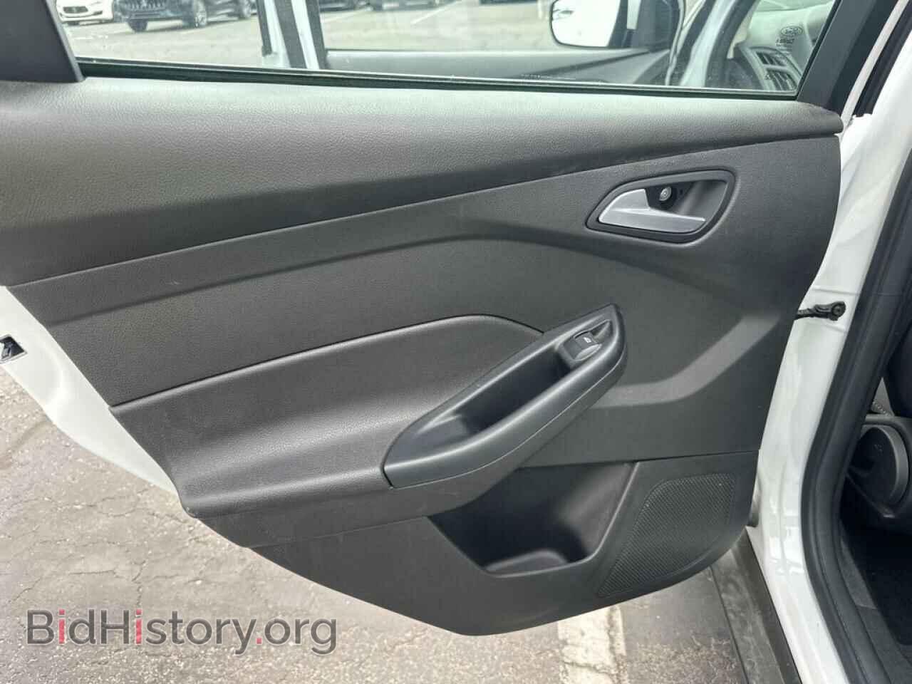 2017 FORD FOCUS - VIN: 1FADP3F24HL271585 - Фото 10