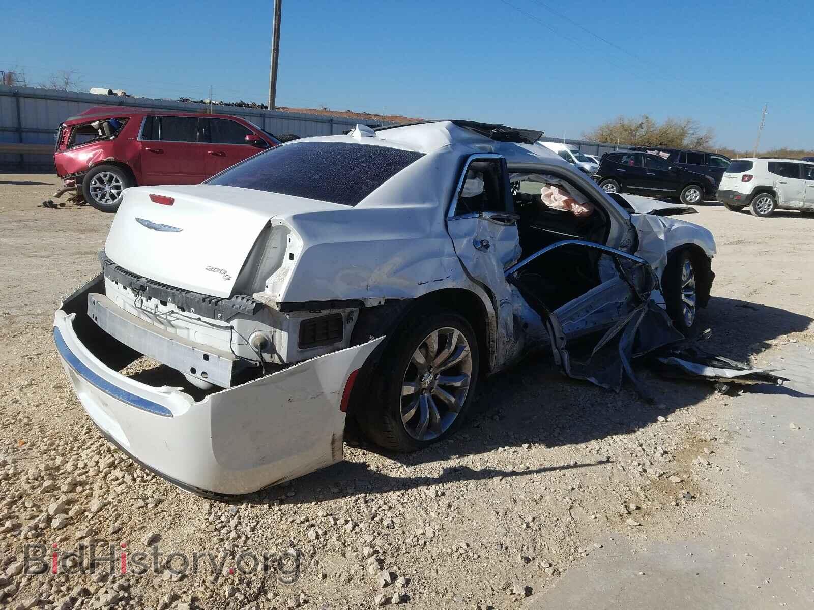 2016 CHRYSLER 300 - VIN: 2C3CCAEG4GH233972 - Фото 4