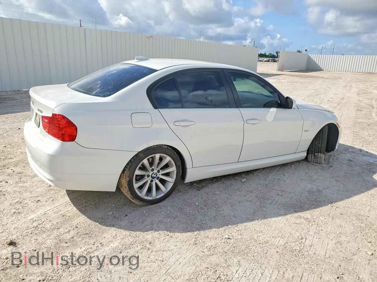 2011 BMW 3 SERIES - VIN: WBAPH7C58BE682328 - Фото 3
