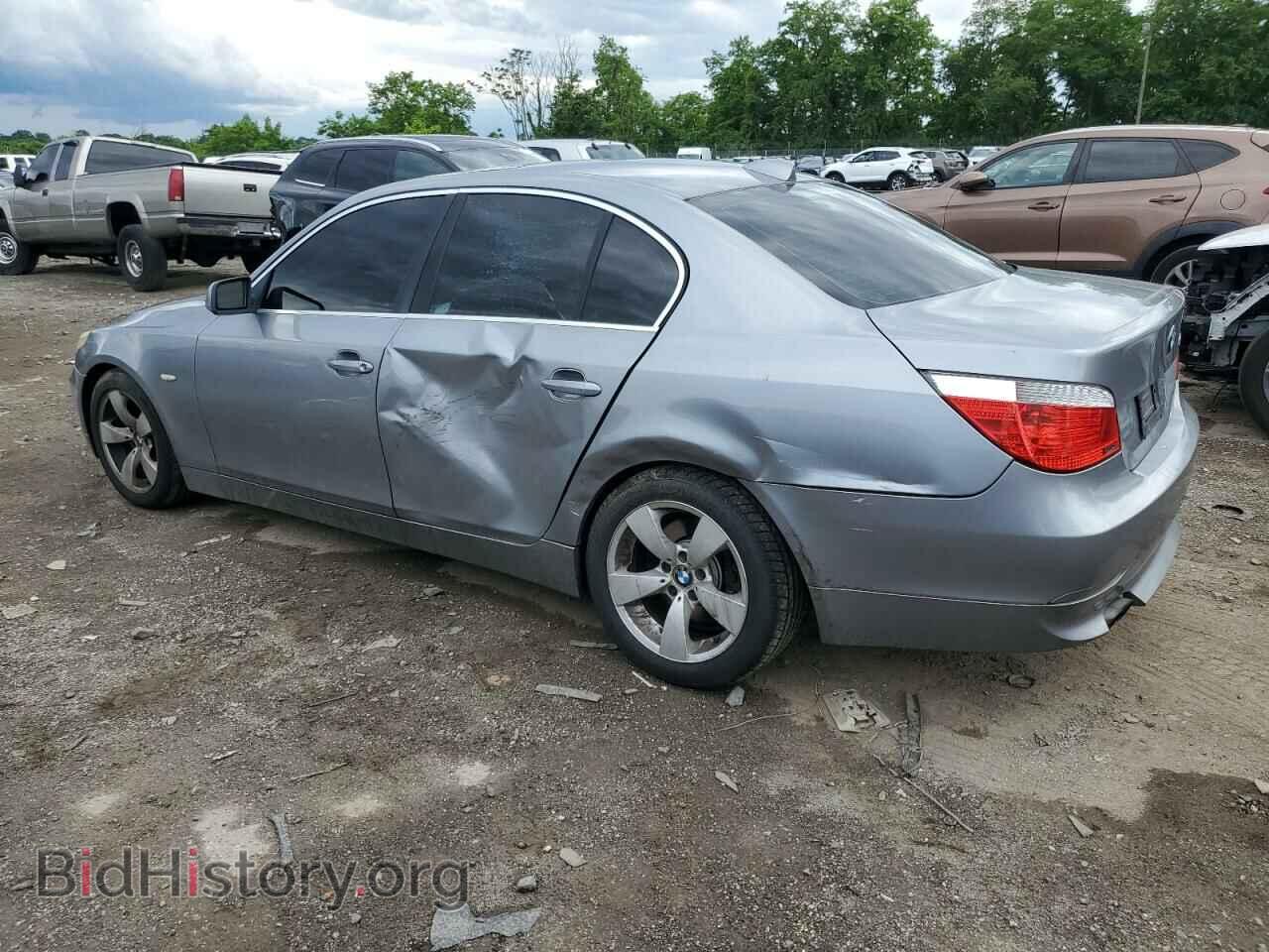2007 BMW 5 SERIES - VIN: WBANE73527CM45823 - Фото 2