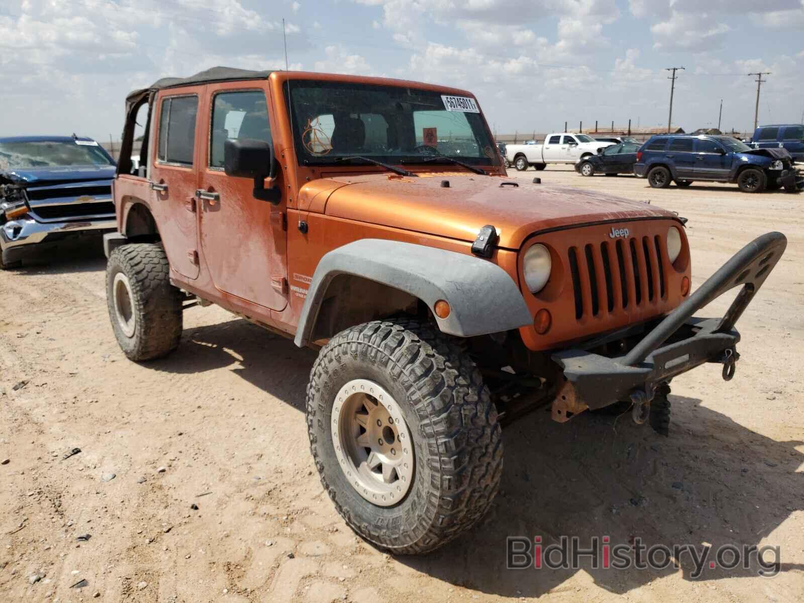 Photo 1J4BA3H17BL545581 - JEEP WRANGLER 2011