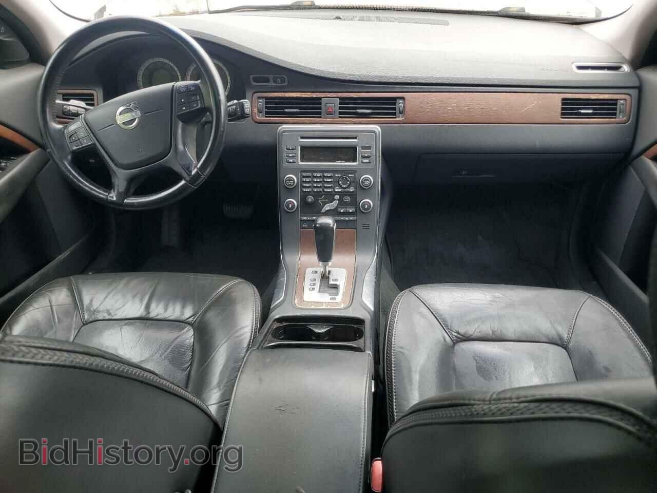2011 VOLVO XC70 - VIN: YV4952BL6B1096206 - Фото 8