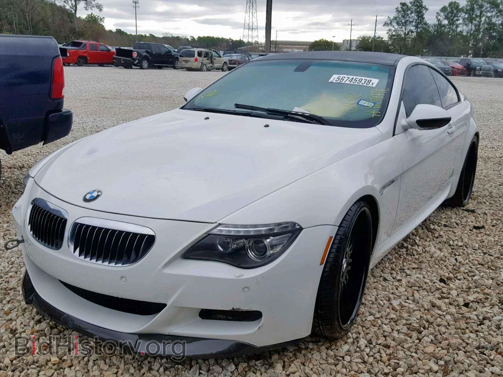 2010 BMW M6 - VIN: WBSEH9C58ACY25268 - Фото 2