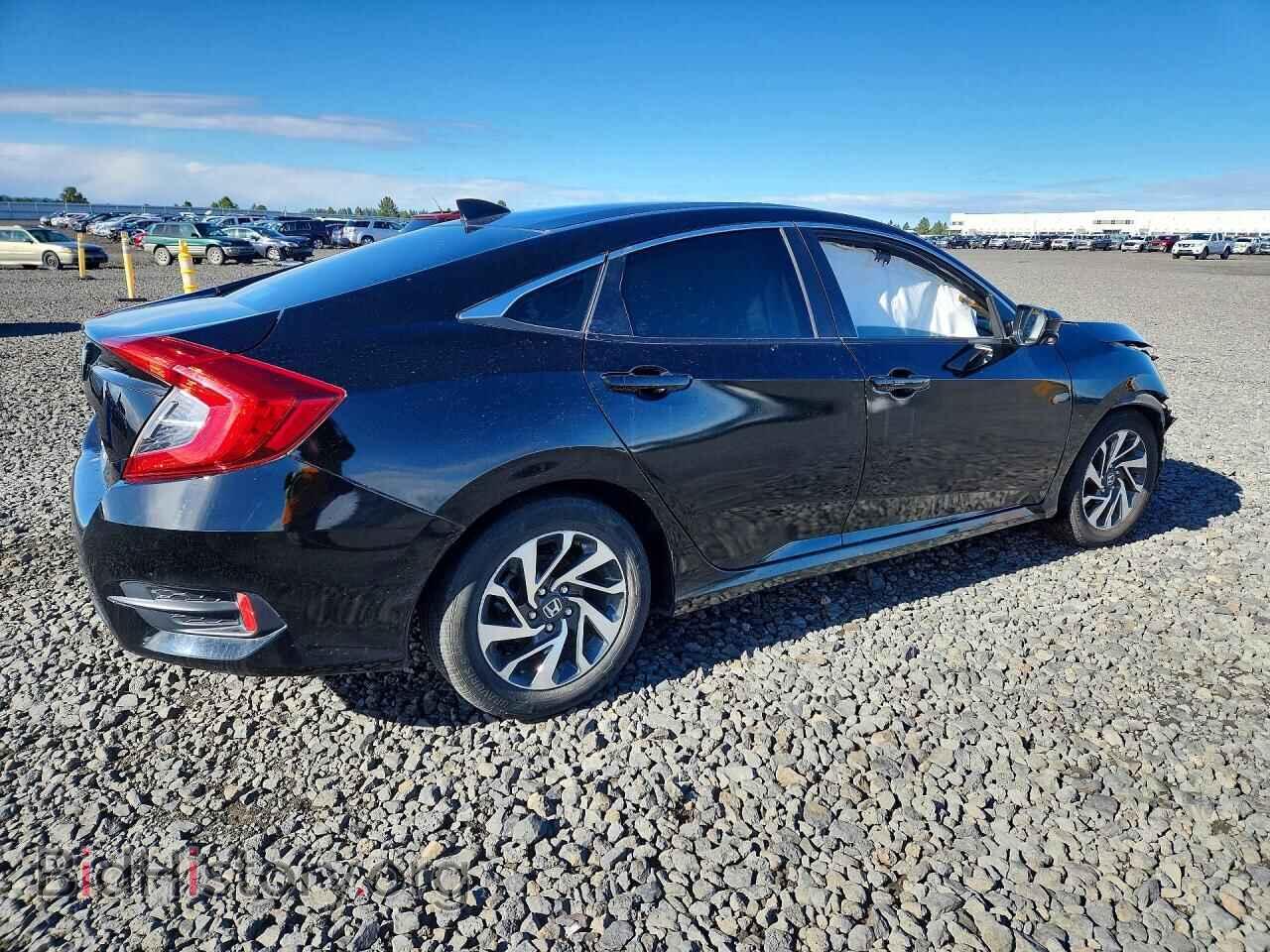 2018 HONDA CIVIC - VIN: 2HGFC2F76JH504245 - Фото 3