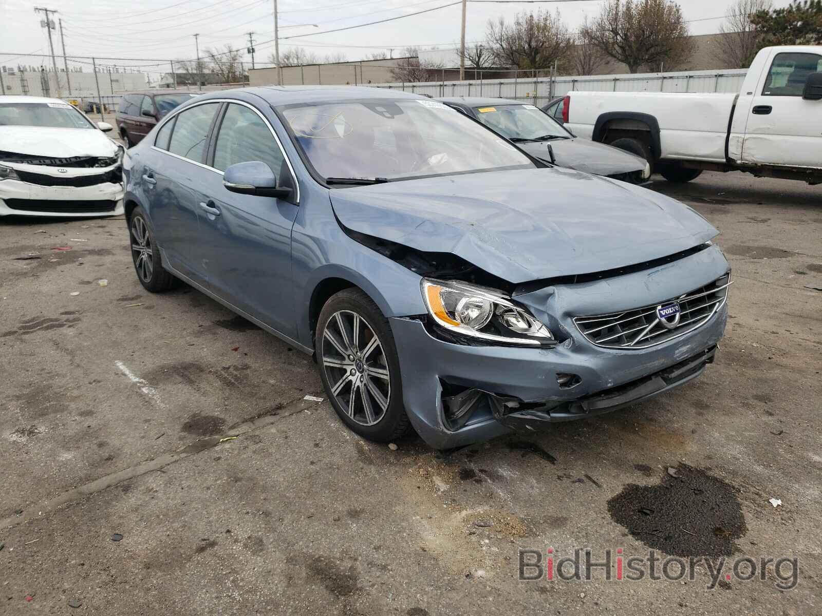 Photo LYV402HK2HB142321 - VOLVO S60 2017