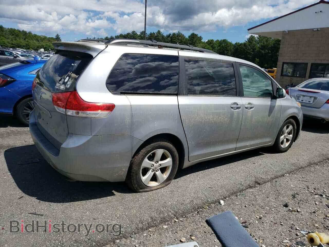 2011 TOYOTA All Models - VIN: 5TDKK3DC5BS075835 - Фото 3