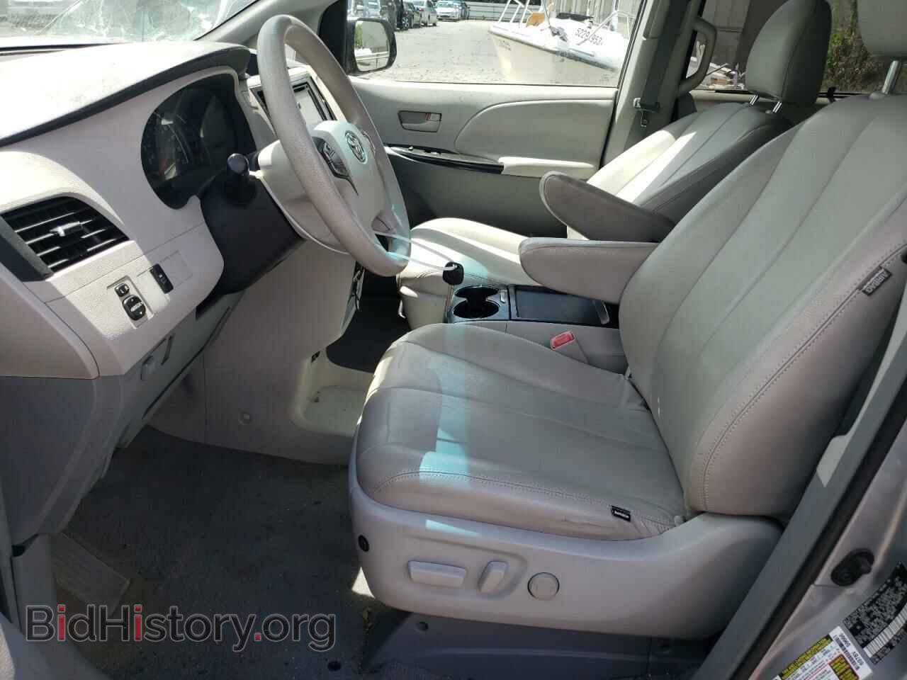 2011 TOYOTA All Models - VIN: 5TDKK3DC5BS075835 - Фото 7