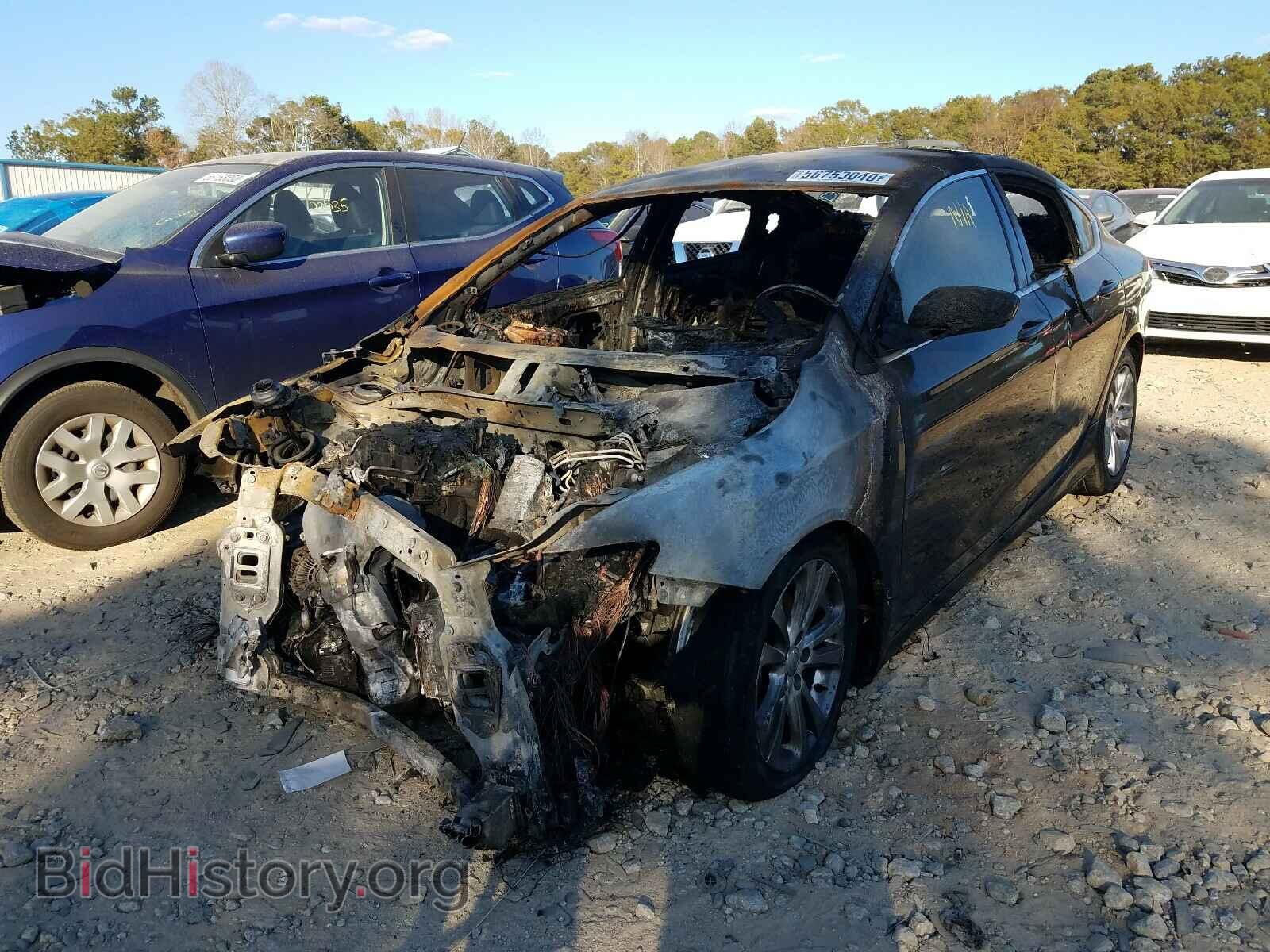 2015 CHRYSLER 200 - VIN: 1C3CCCAB8FN708938 - Фото 2