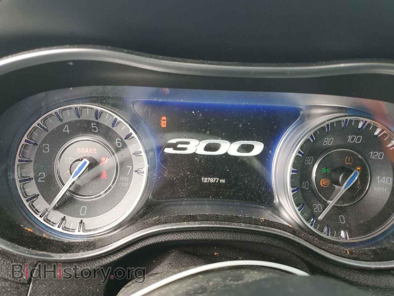 2016 CHRYSLER 300 - VIN: 2C3CCAAG3GH182406 - Фото 9