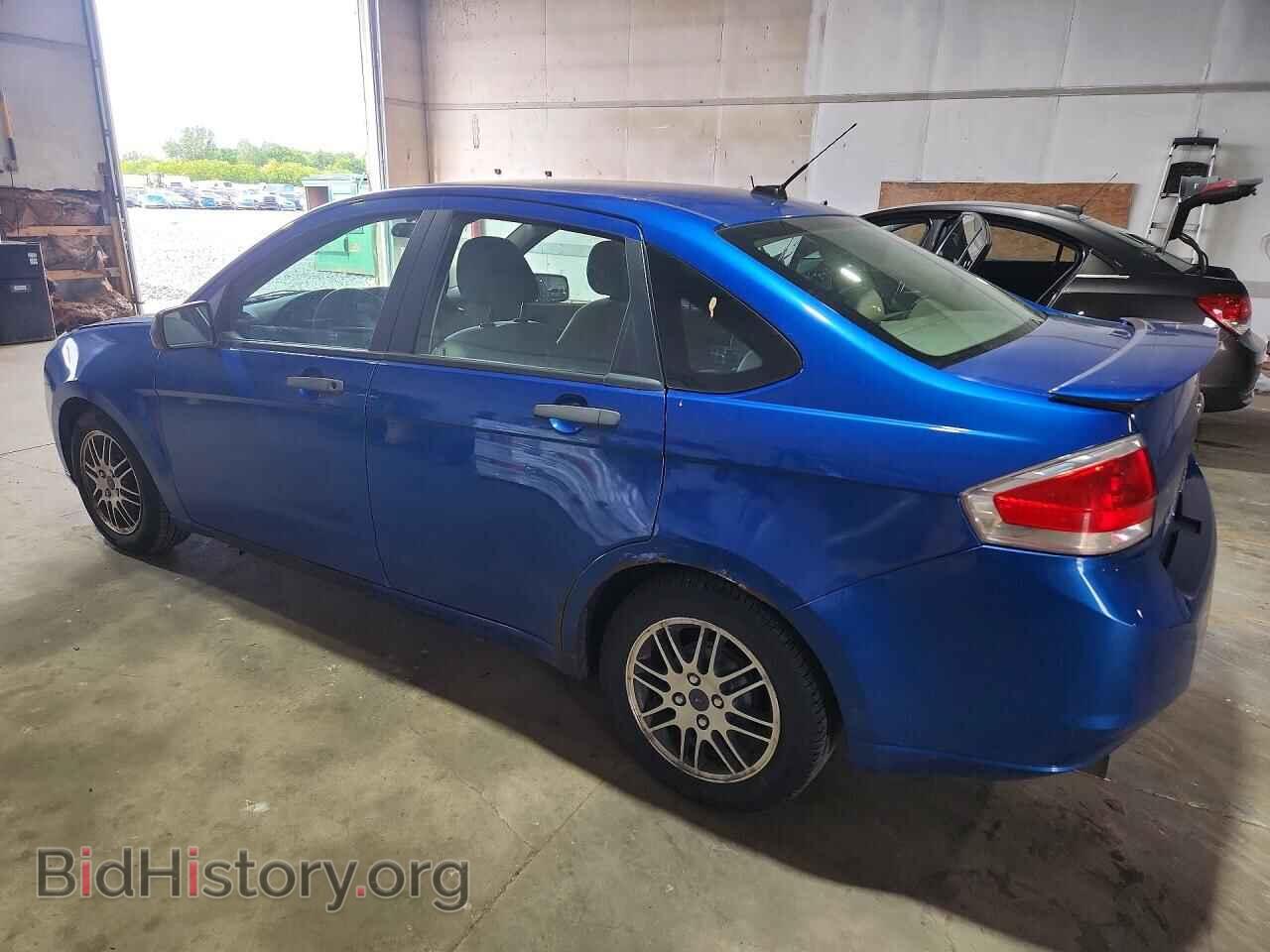 2011 FORD FOCUS - VIN: 1FAHP3FN6BW126288 - Фото 2