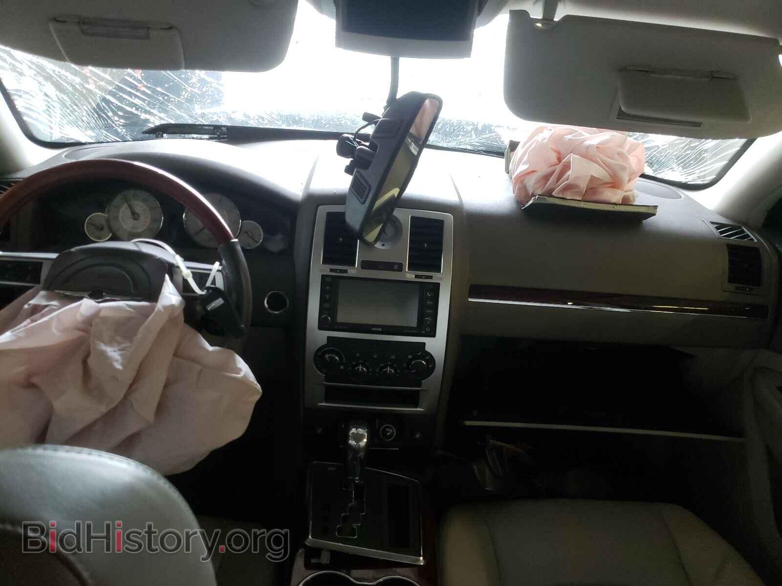 2009 CHRYSLER 300 - VIN: 2C3LA63TX9H629894 - Фото 9