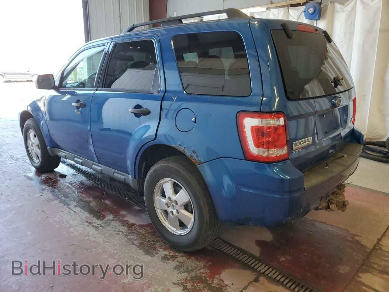 2011 FORD ESCAPE - VIN: 1FMCU9DG9BKC36596 - Фото 2