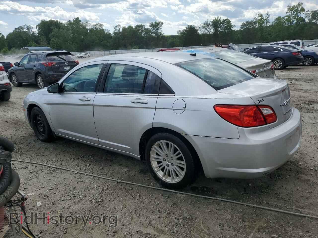 2010 CHRYSLER SEBRING - VIN: 1C3CC4FB9AN198140 - Фото 2
