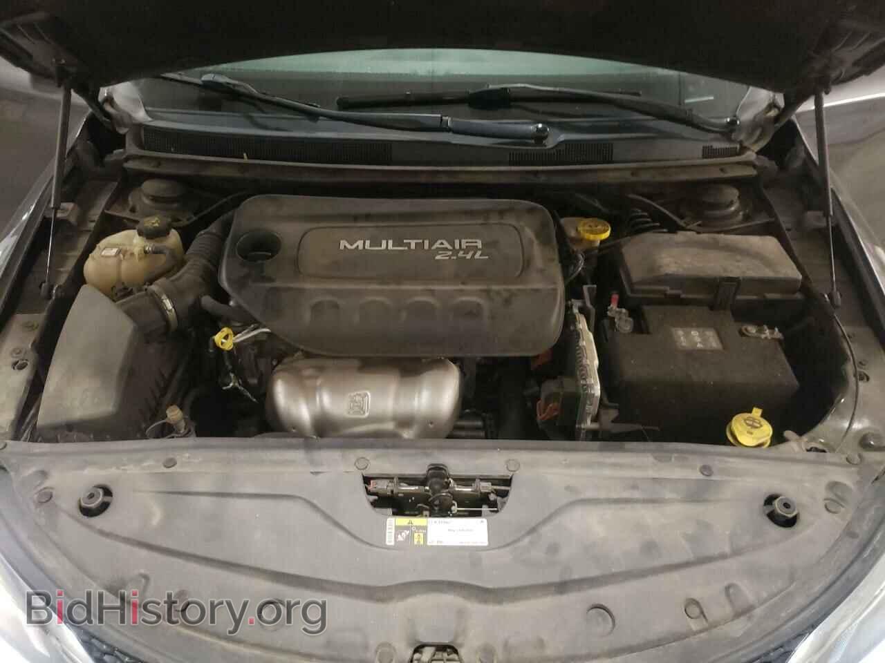 2016 CHRYSLER 200 - VIN: 1C3CCCAB3GN157187 - Фото 11