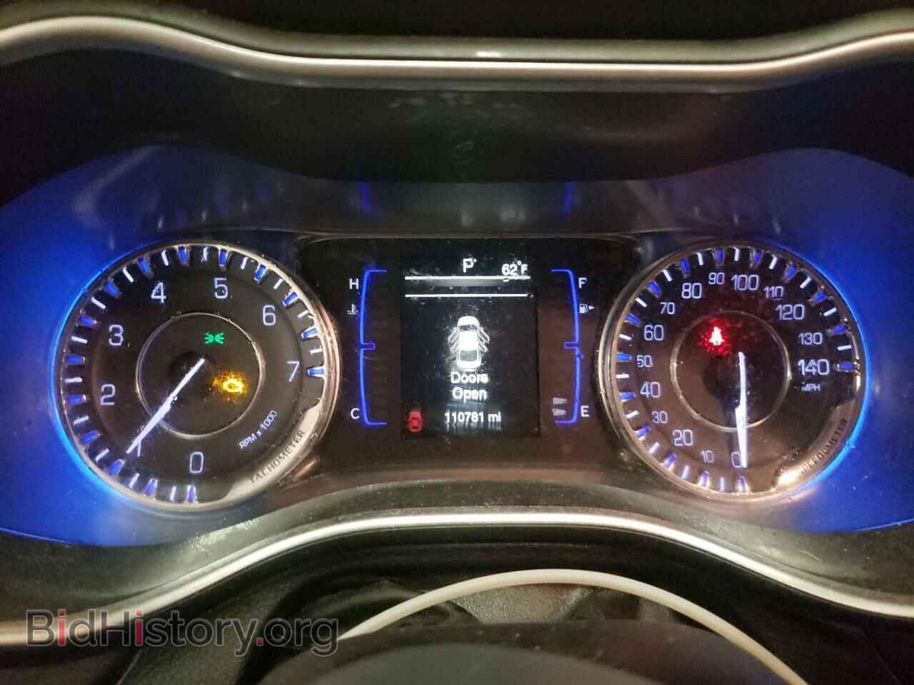 2016 CHRYSLER 200 - VIN: 1C3CCCAB3GN157187 - Фото 9