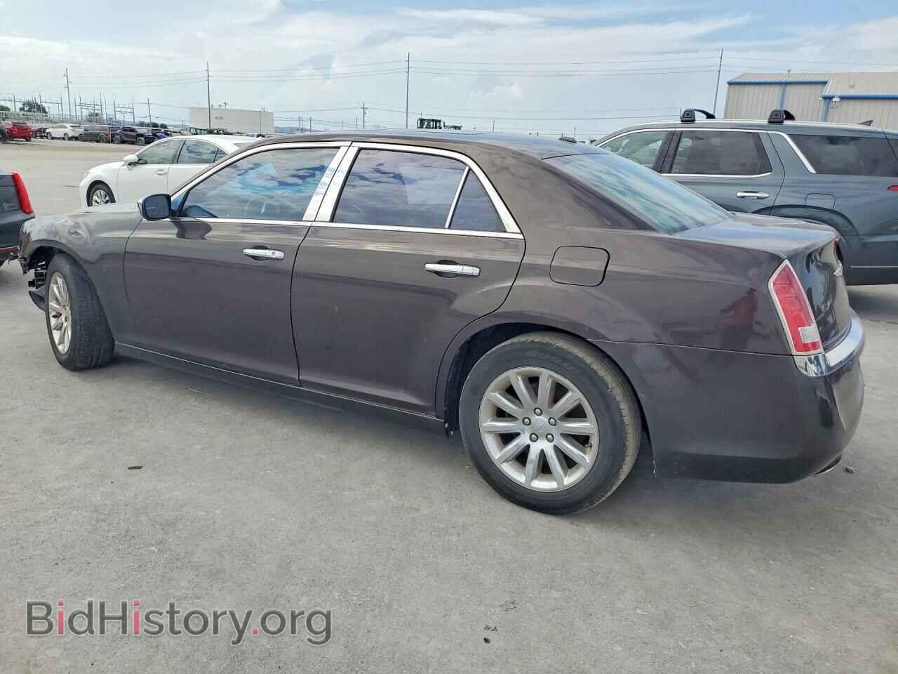 2012 CHRYSLER 300 - VIN: 2C3CCACG9CH135114 - Фото 2