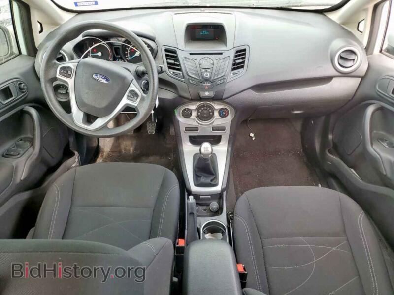 2017 Ford FIESTA (VIN 3FADP4EJ4HM117794) — фото 8 из 13