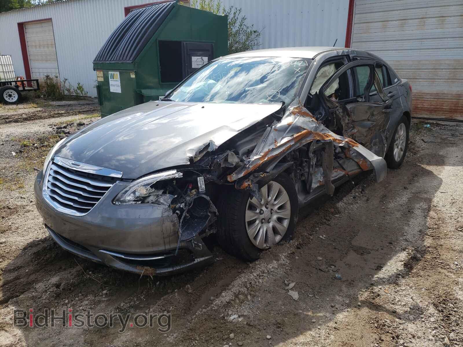 2013 CHRYSLER 200 - VIN: 1C3CCBAG4DN727263 - Фото 2