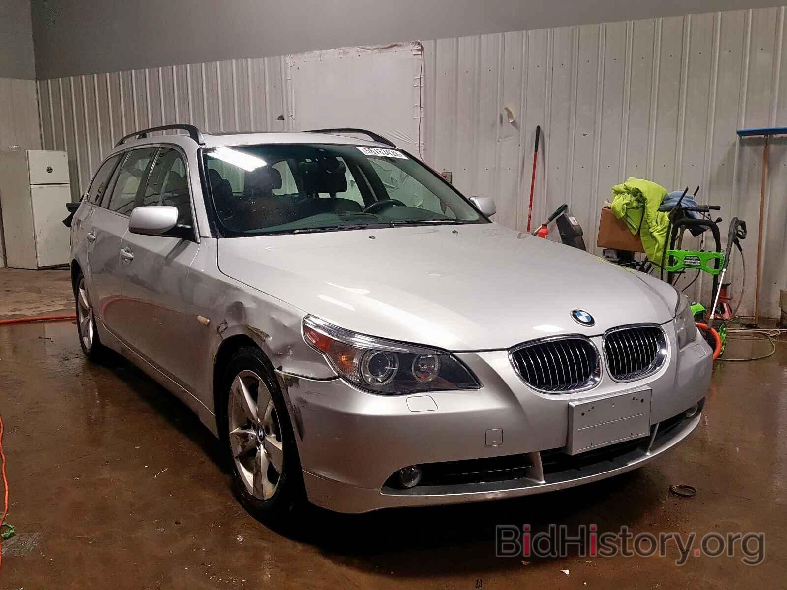 Photo WBANN73527CN04501 - BMW 530 XIT 2007