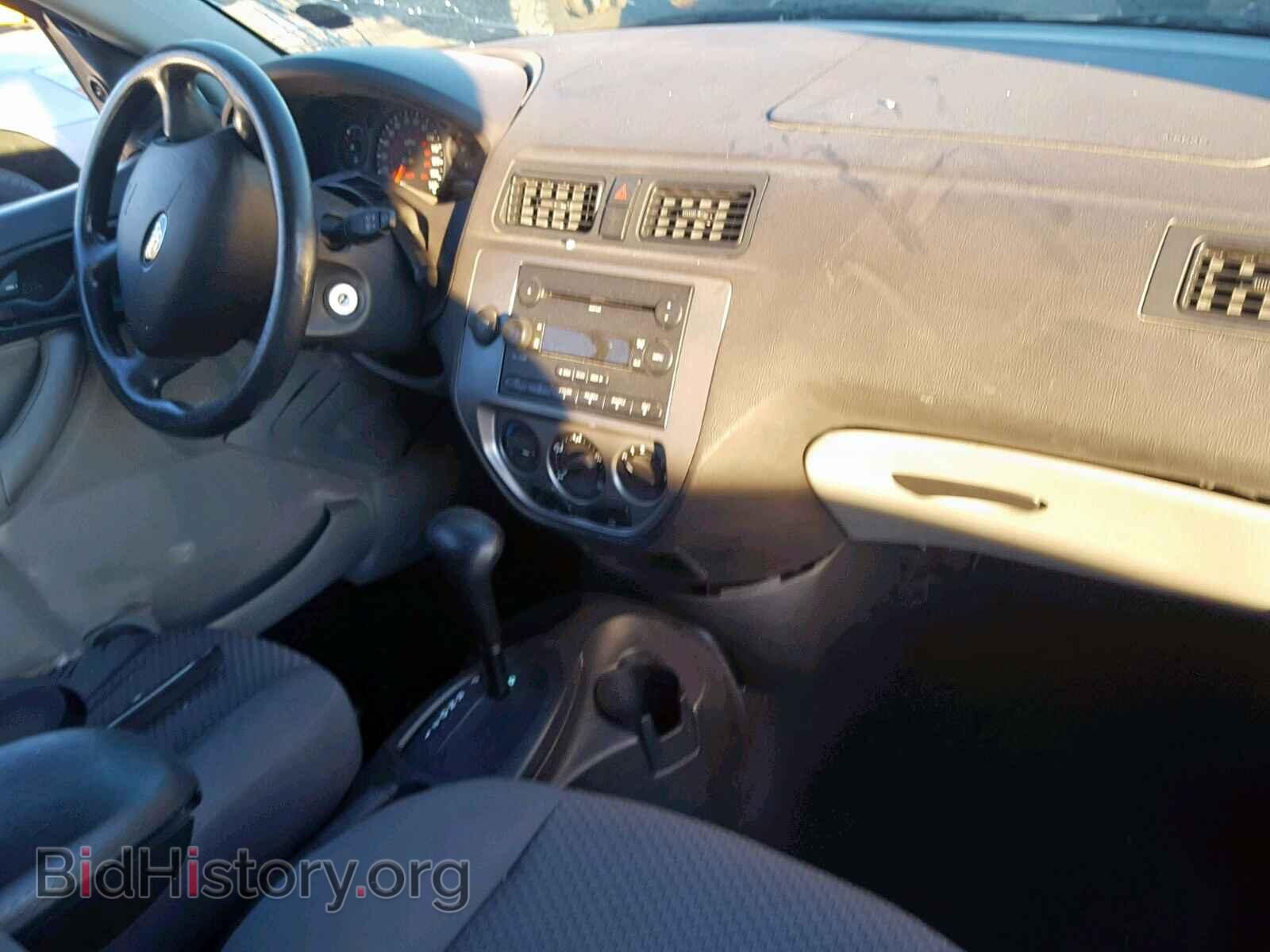 2005 FORD FOCUS - VIN: 3FAFP31N35R160016 - Фото 9
