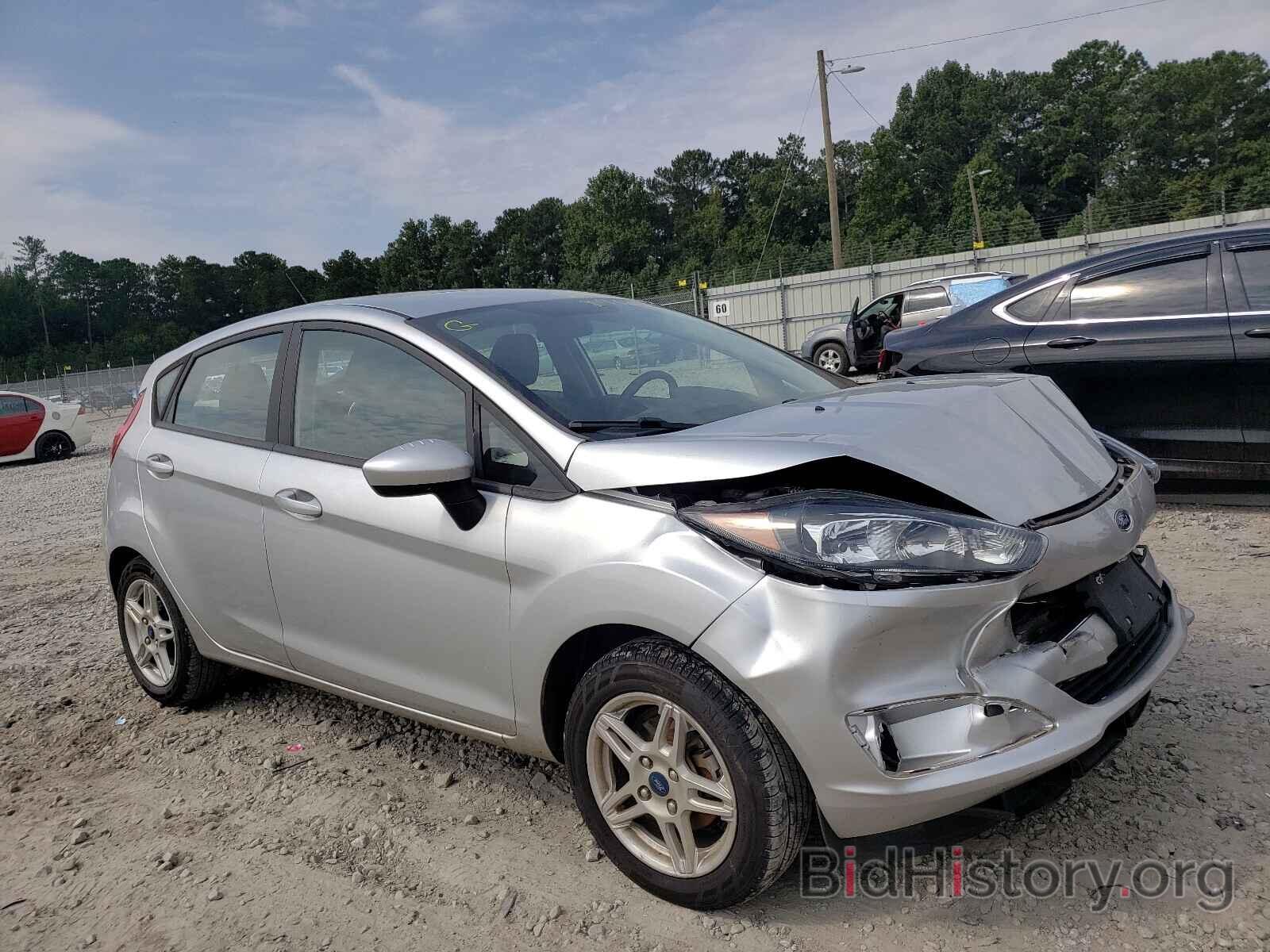 Photo 3FADP4EJ1KM122149 - FORD FIESTA 2019