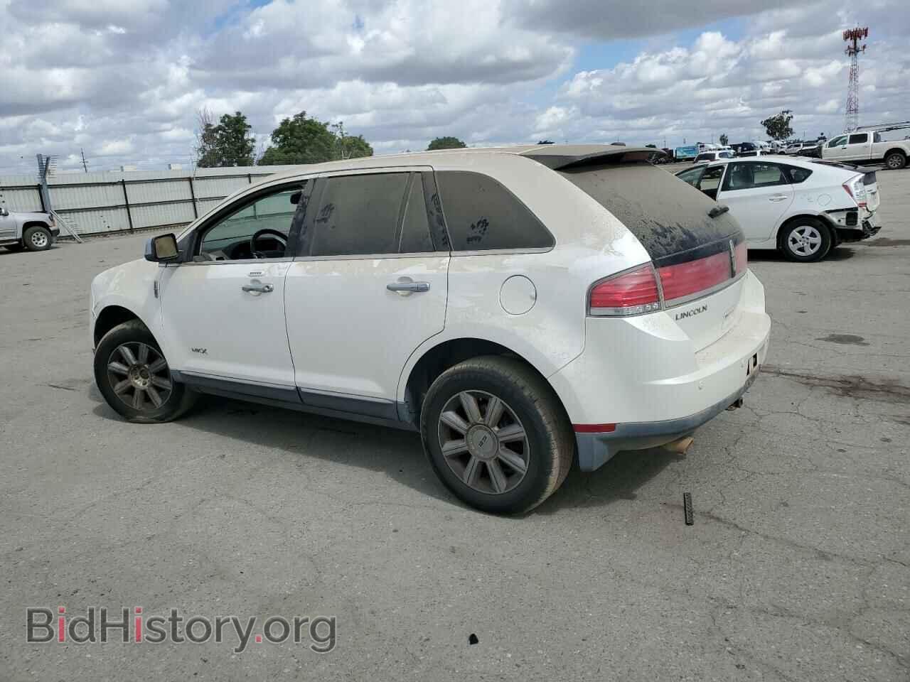2009 LINCOLN MKX - VIN: 2LMDU68C79BJ10255 - Фото 2