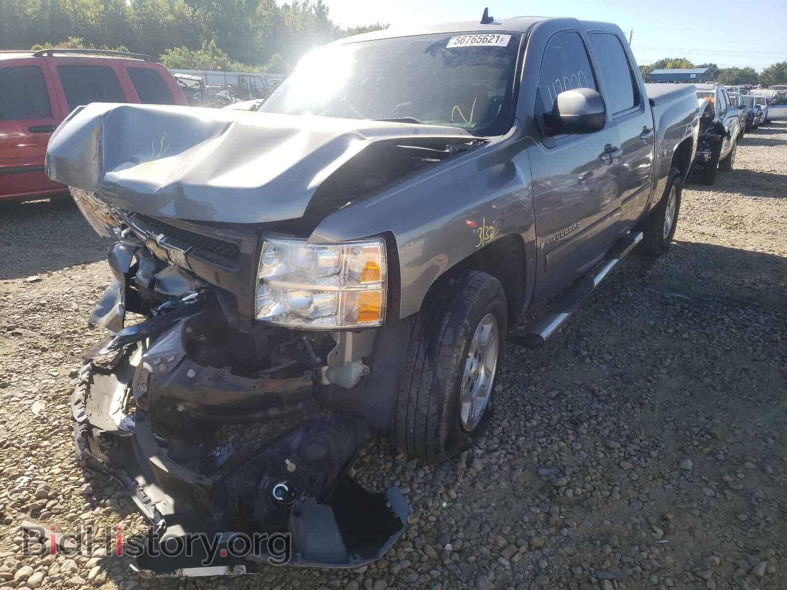 2007 CHEVROLET SILVERADO - VIN: 2GCEC13J871623680 - Фото 2