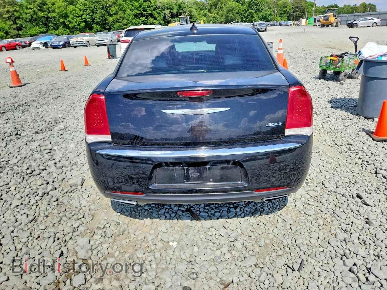 2017 CHRYSLER 300 - VIN: 2C3CCAAG8HH593897 - Photo 6