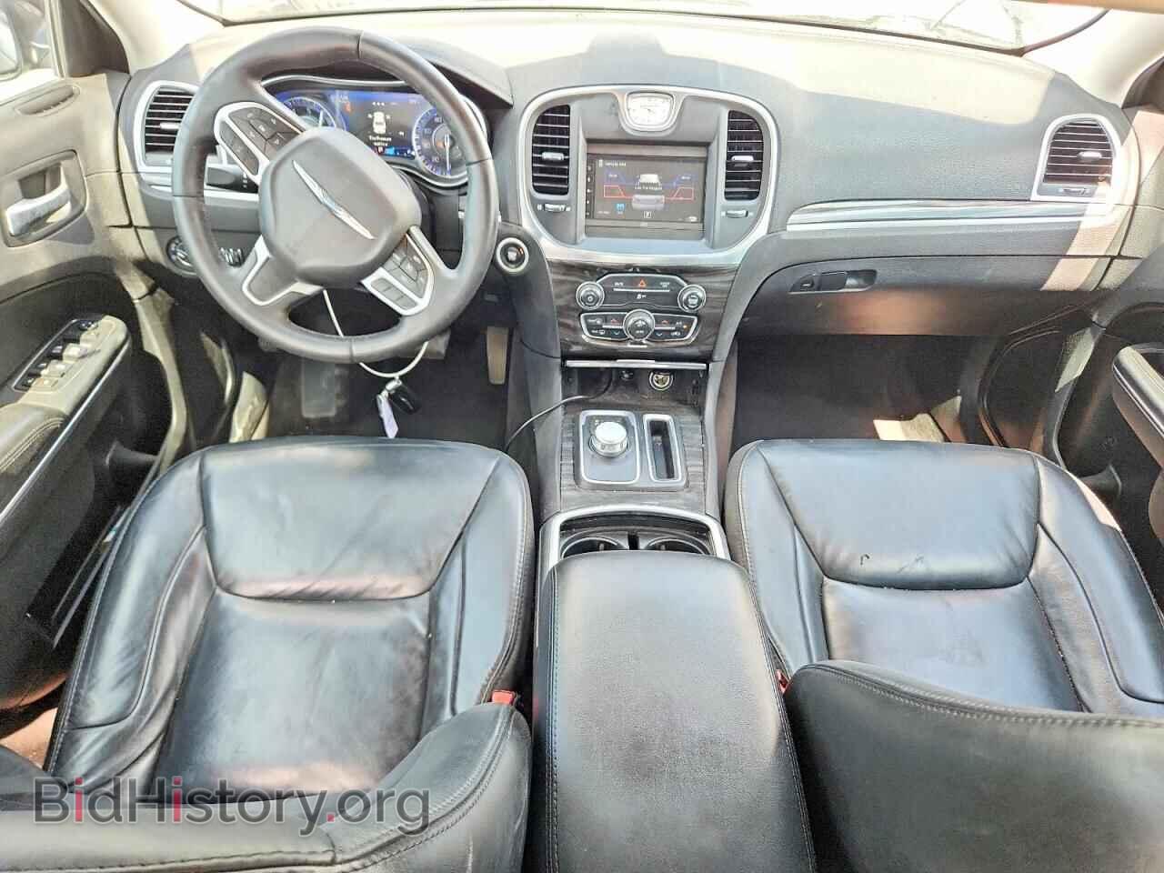 2017 CHRYSLER 300 - VIN: 2C3CCAAG8HH593897 - Photo 8