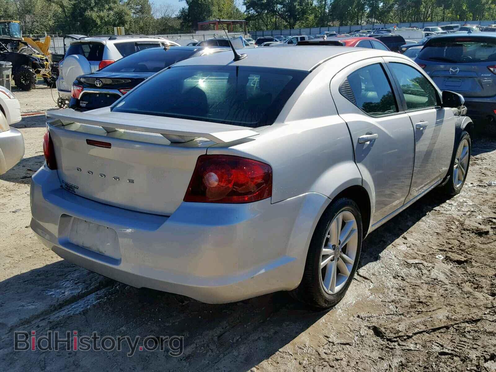2011 DODGE AVENGER - VIN: 1B3BD1FG2BN513460 - Фото 4