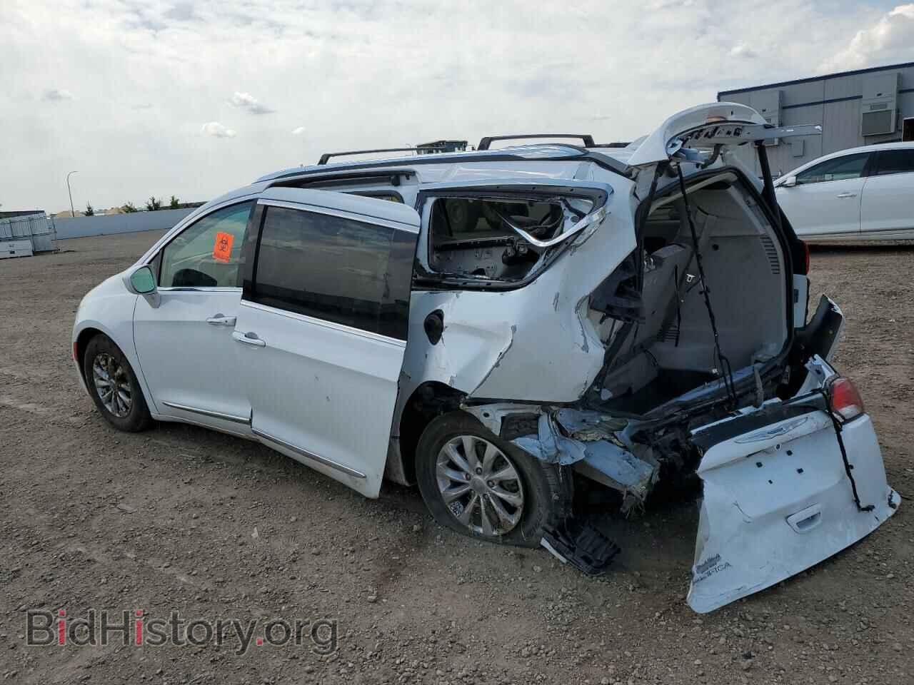 2018 CHRYSLER PACIFICA - VIN: 2C4RC1EG8JR149953 - Photo 2