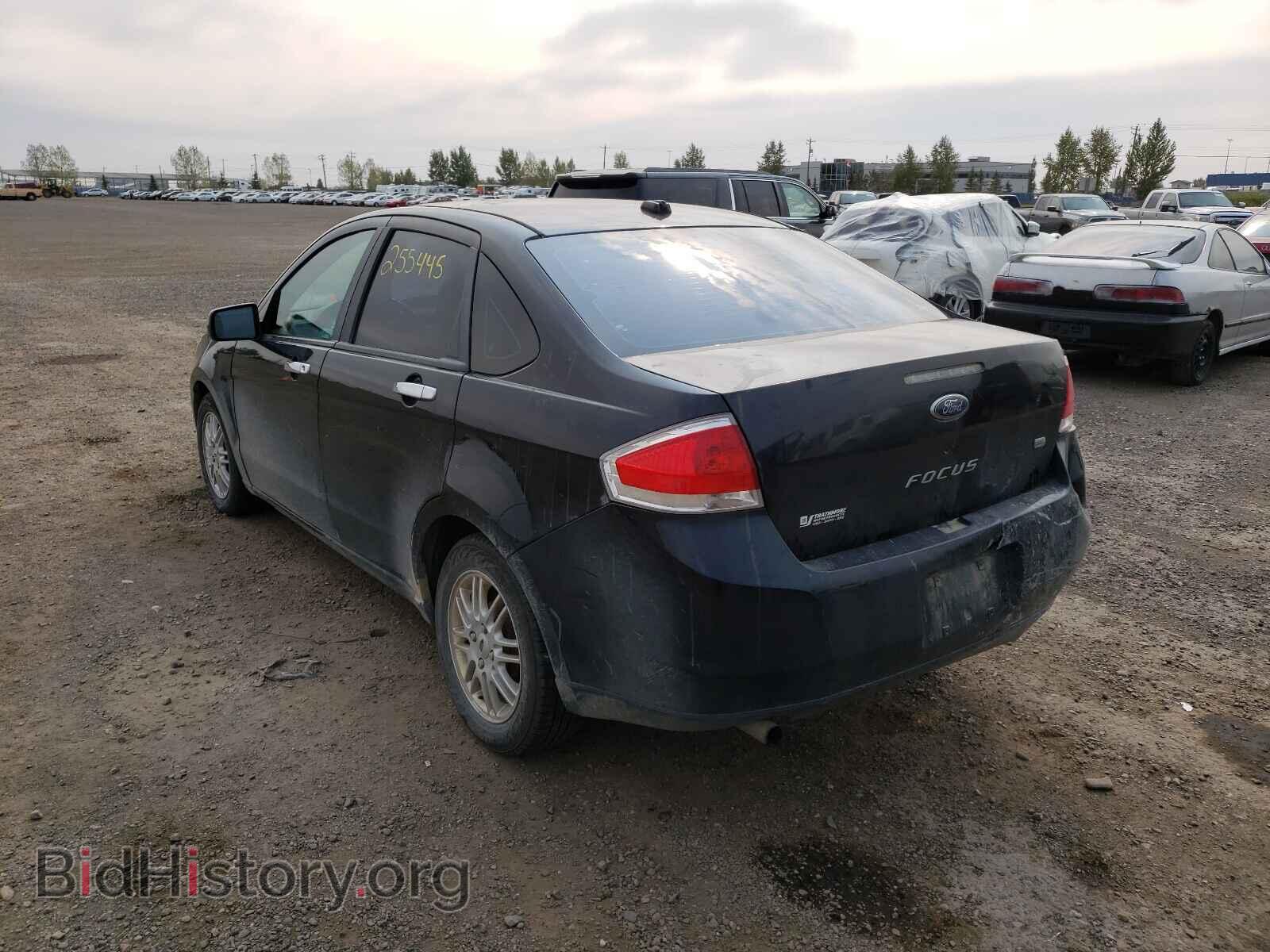 2009 FORD FOCUS - VIN: 1FAHP35N79W132421 - Фото 3