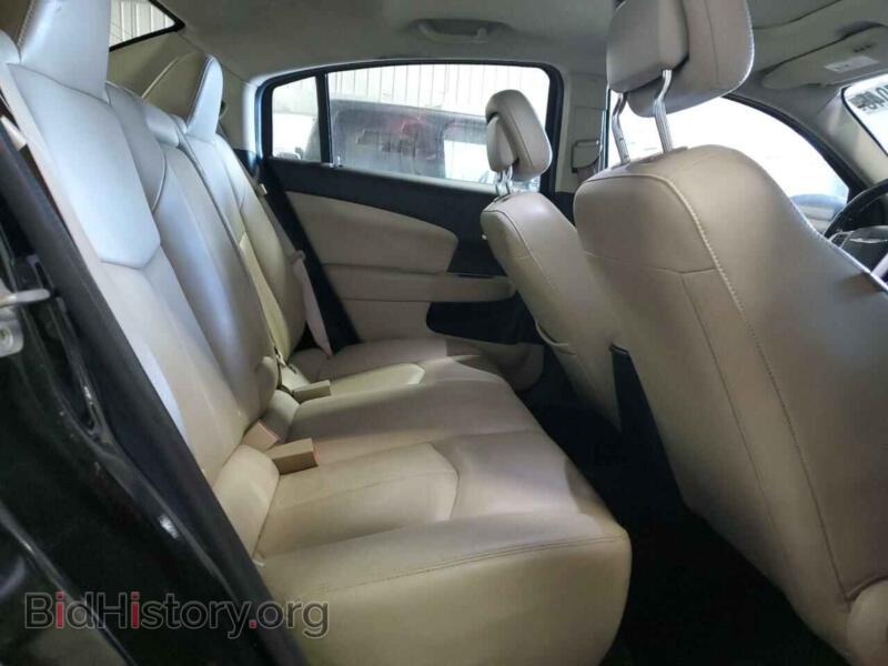 2012 Chrysler 200 (VIN 1C3CCBCB0CN263159) — фото 10 из 12