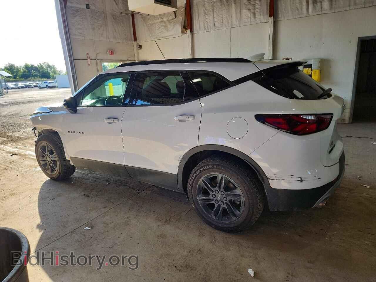 2020 CHEVROLET BLAZER - VIN: 3GNKBHRS8LS718941 - Photo 2