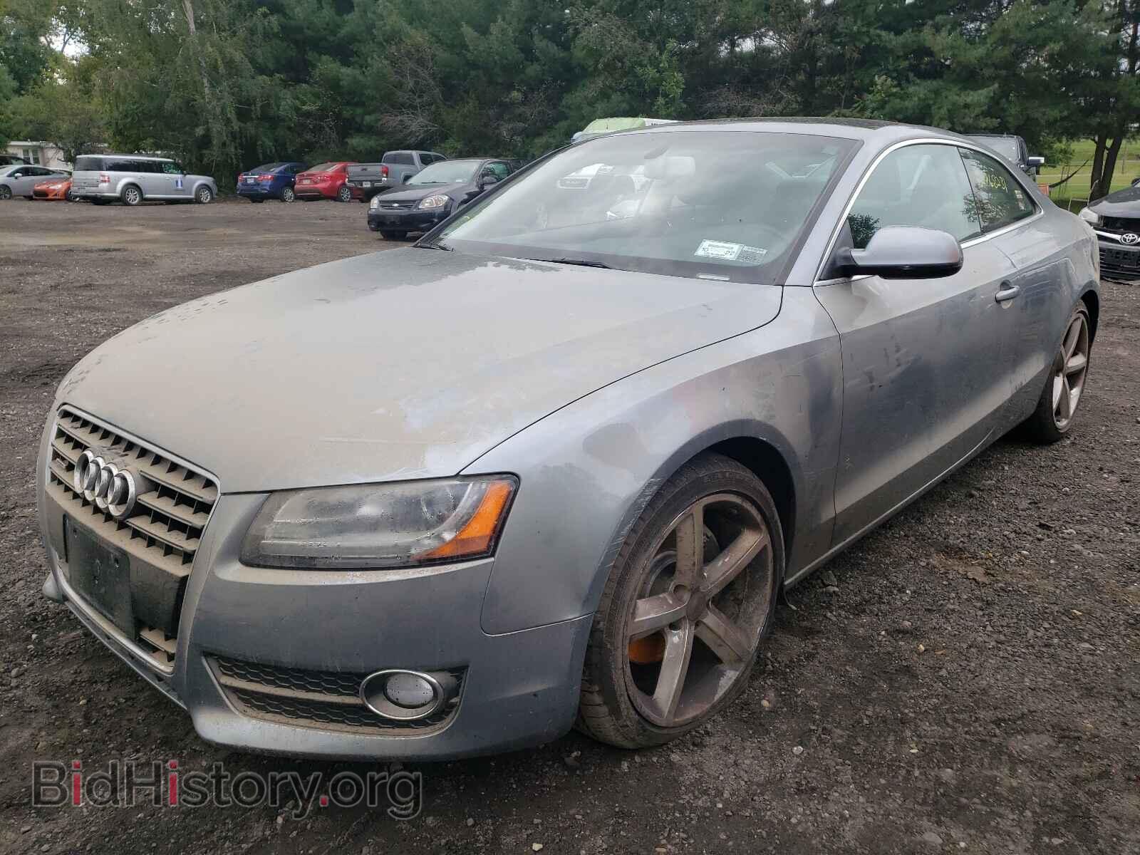 2010 AUDI A5 - VIN: WAUCKAFR2AA041807 - Фото 2