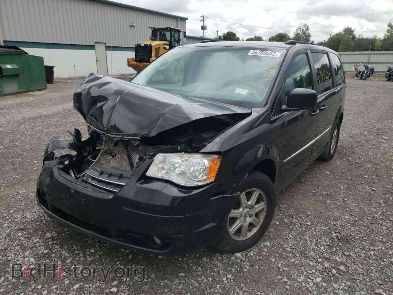 2010 CHRYSLER MINIVAN - VIN: 2A4RR5D17AR460447 - Фото 2