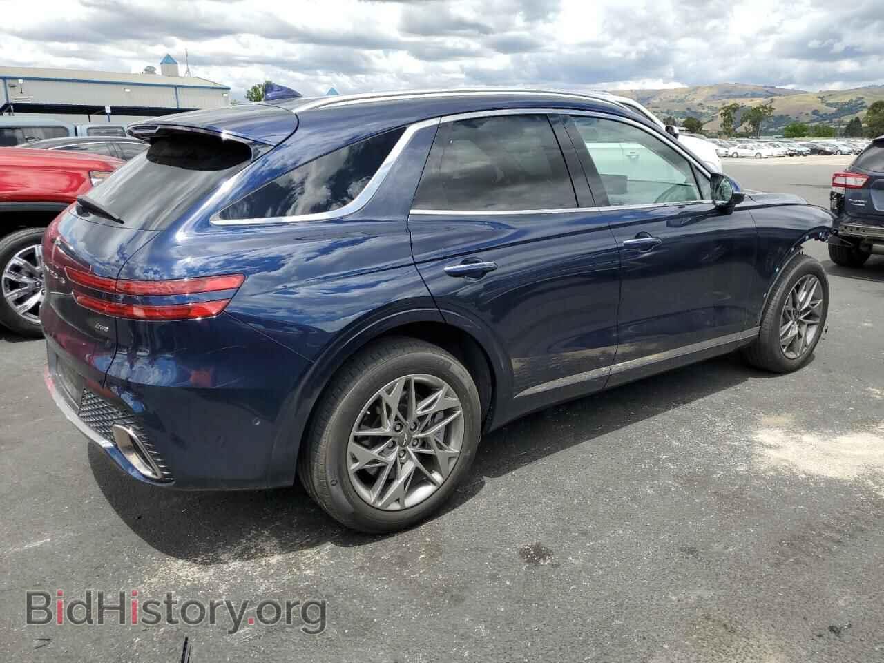 2023 GENESIS GV70 BASE - VIN: KMUMADTB6PU092895 - Фото 3