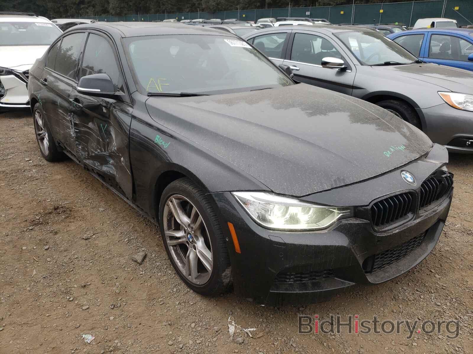 Photo WBA3B9C57DF585470 - BMW 3 SERIES 2013