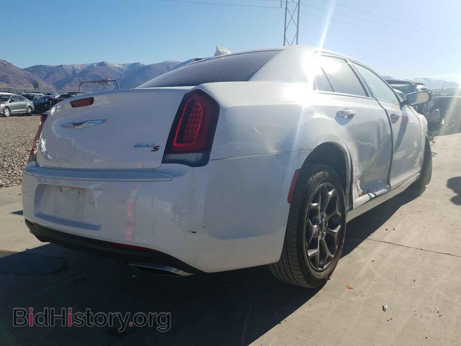 2016 CHRYSLER 300 - VIN: 2C3CCAGG8GH230506 - Фото 4