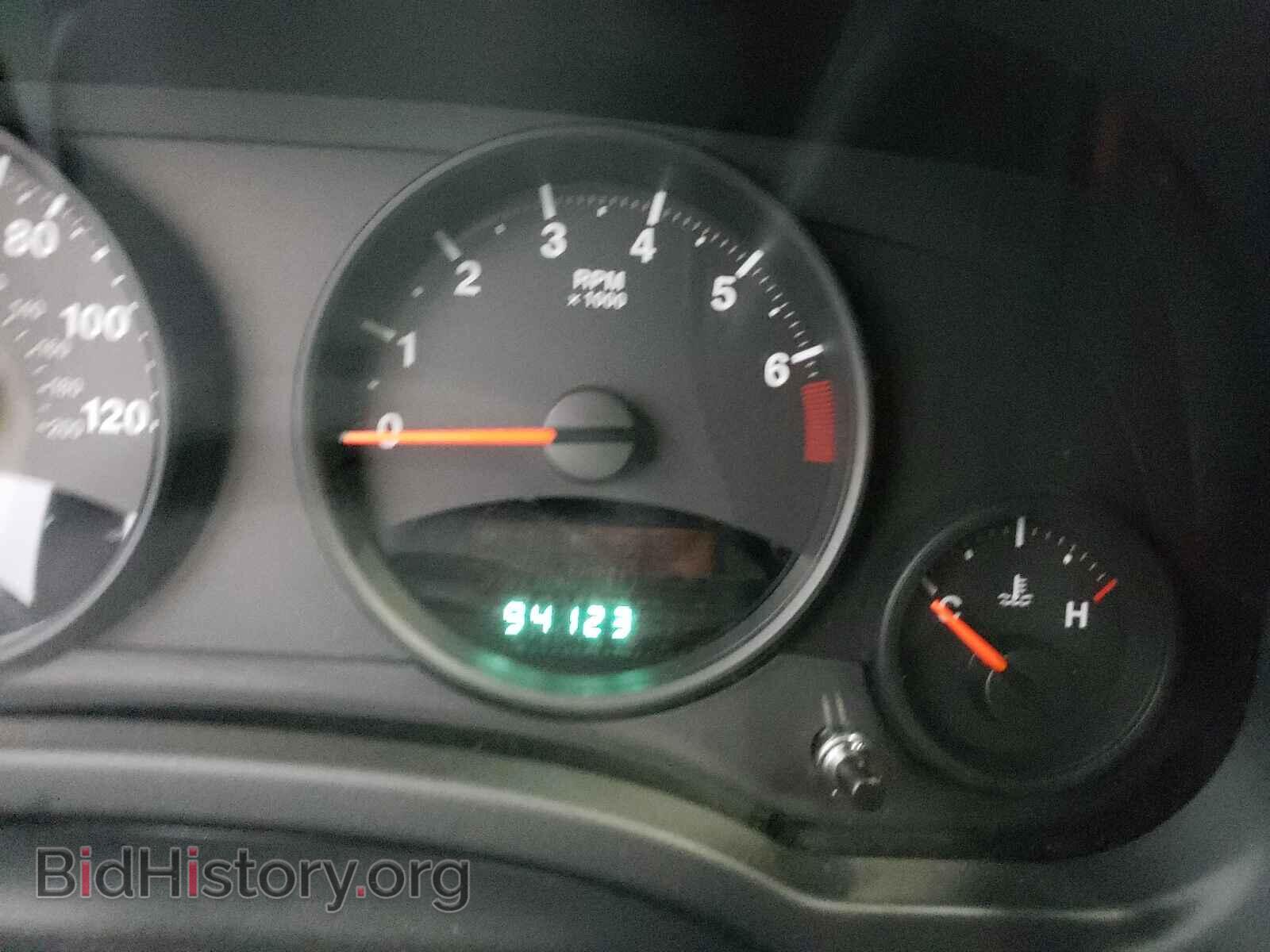 2012 JEEP COMPASS - VIN: 1C4NJDBB2CD573908 - Photo 8