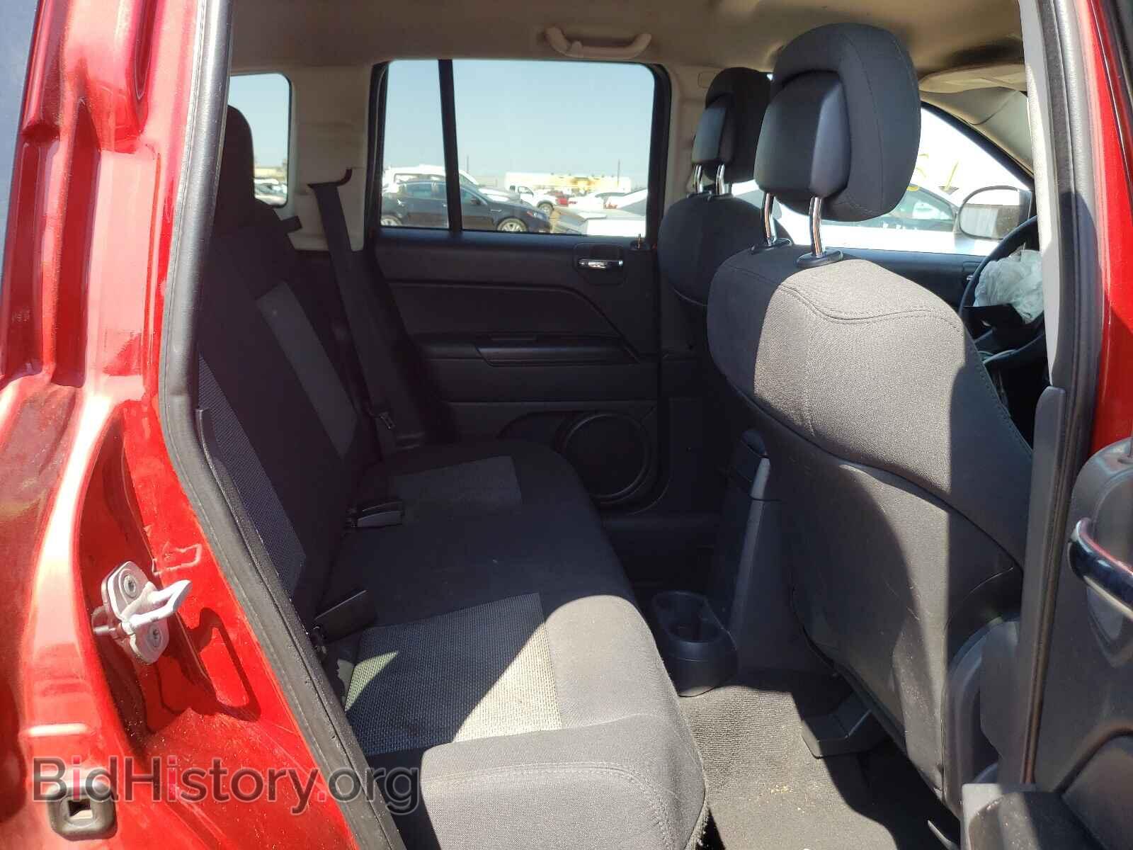 2010 JEEP COMPASS - VIN: 1J4NT4FA5AD659345 - Photo 6