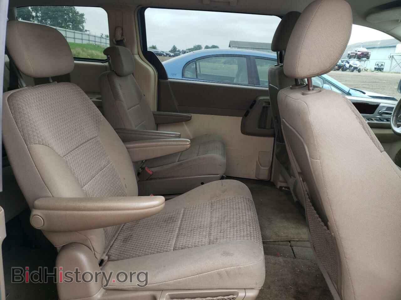 2010 CHRYSLER MINIVAN - VIN: 2A4RR5D17AR142053 - Фото 6