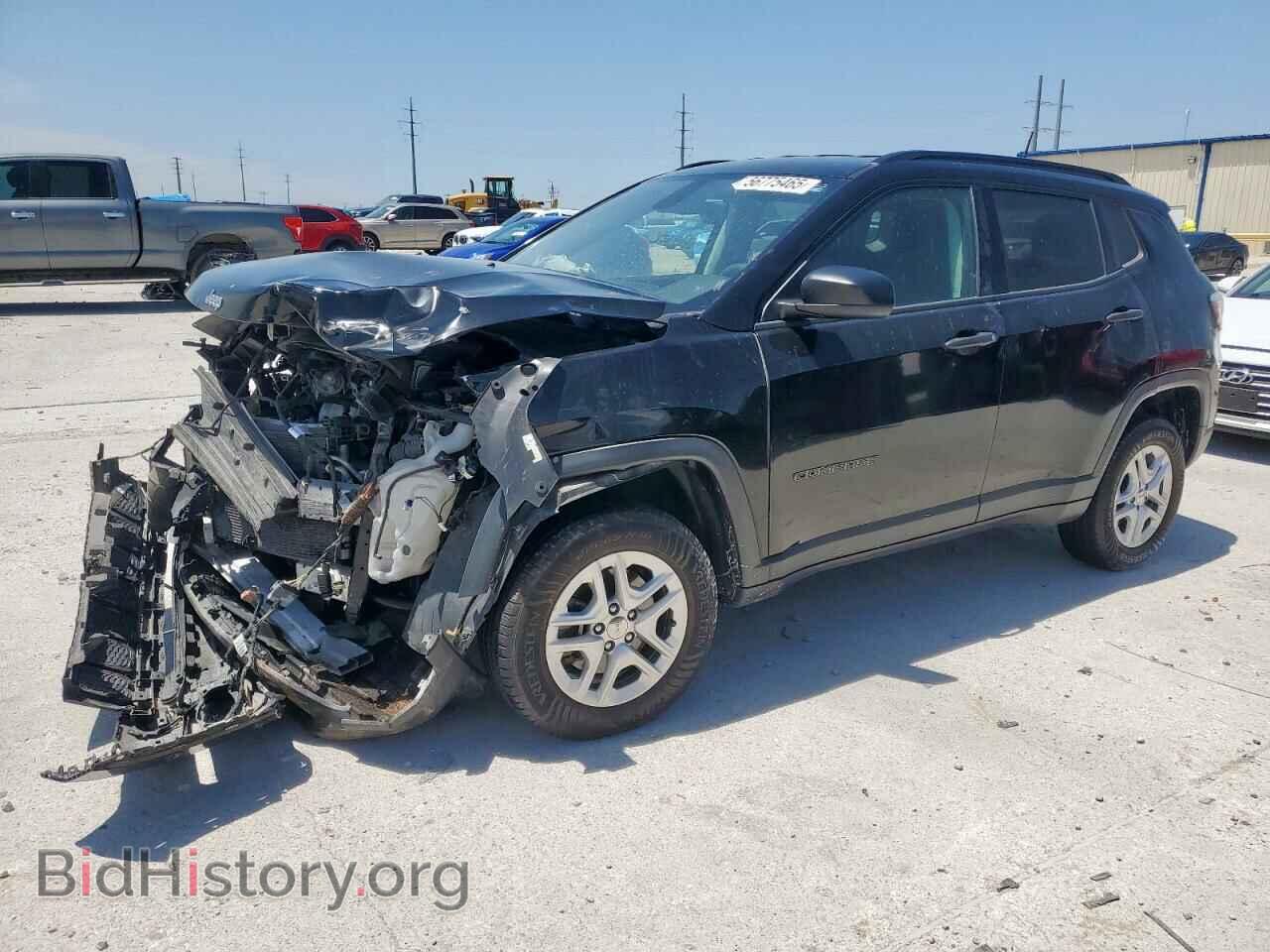 Фотография 3C4NJDAB2JT220416 - JEEP COMPASS 2018