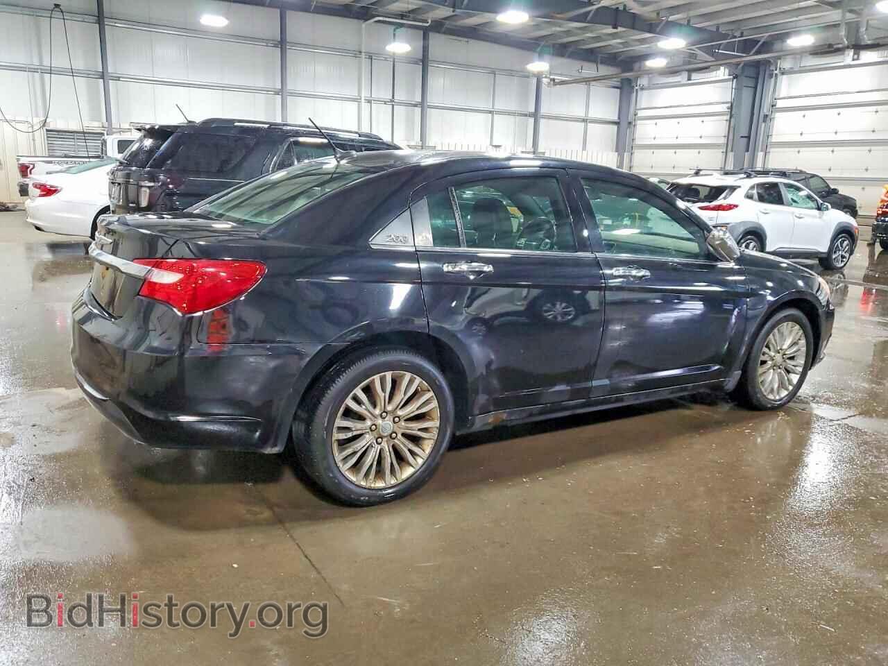 2011 CHRYSLER 200 - VIN: 1C3BC2FG0BN623581 - Photo 3