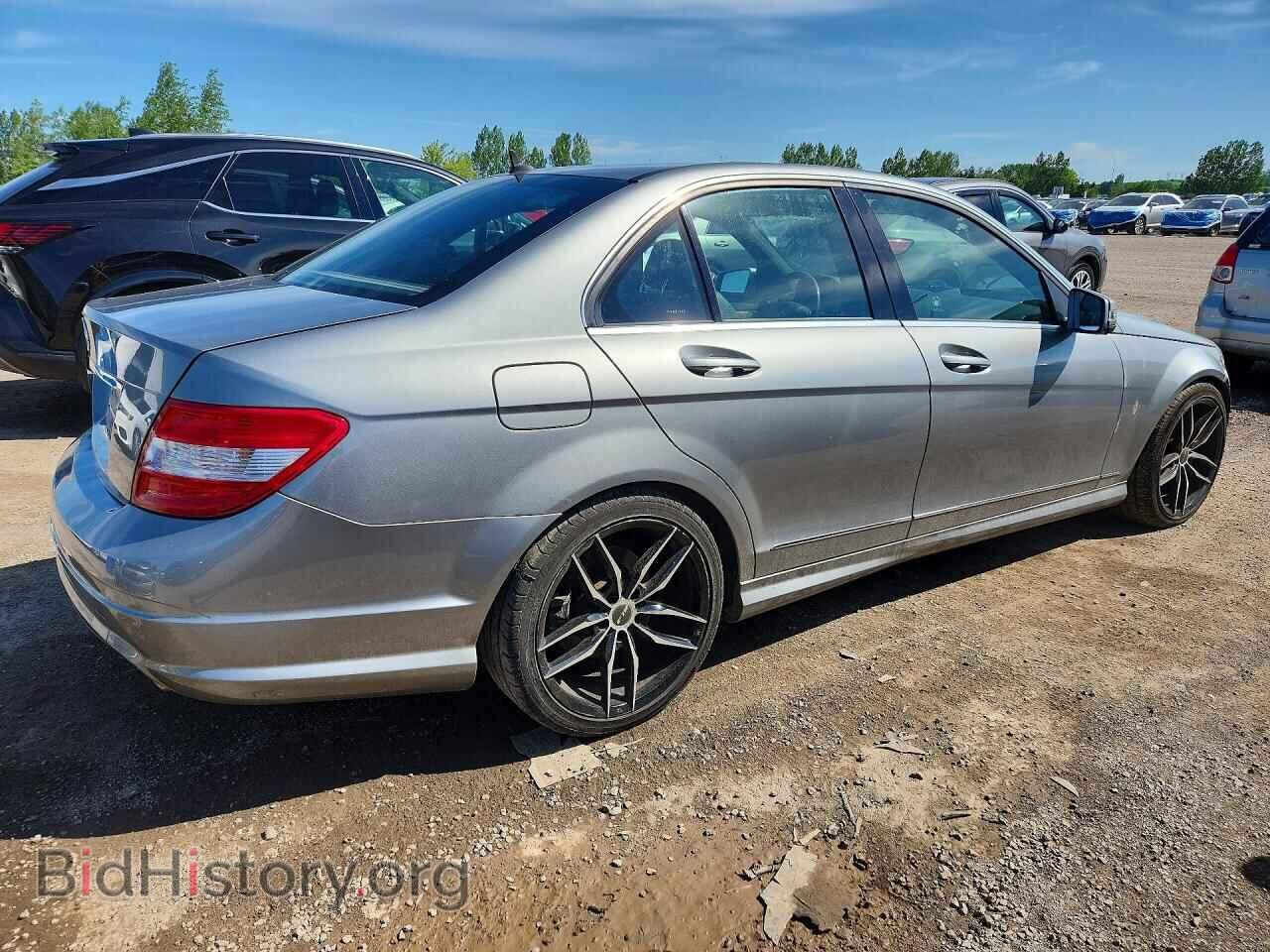2011 MERCEDES-BENZ C-CLASS - VIN: WDDGF5CB9BF587828 - Фото 3