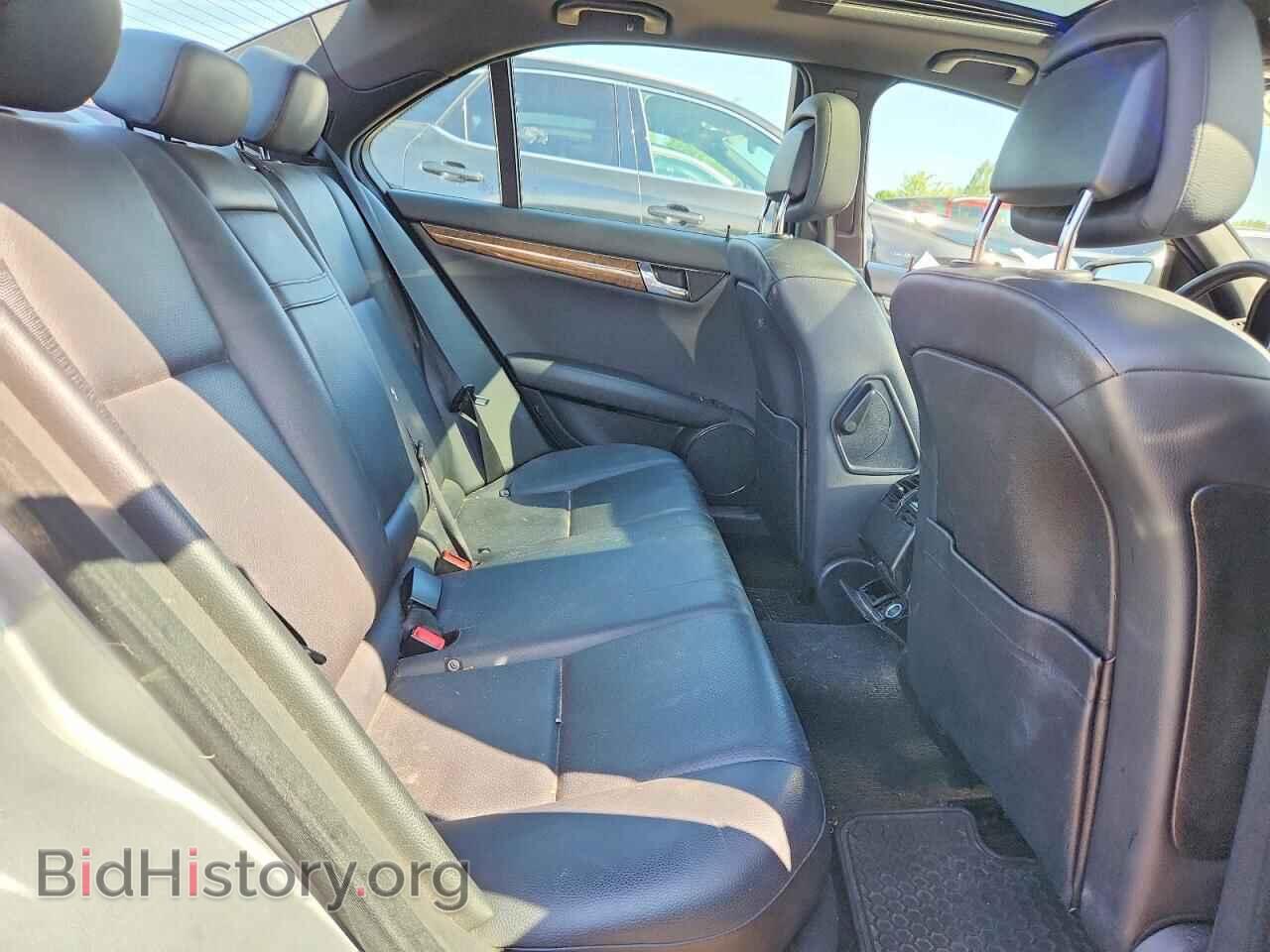 2011 MERCEDES-BENZ C-CLASS - VIN: WDDGF5CB9BF587828 - Фото 10