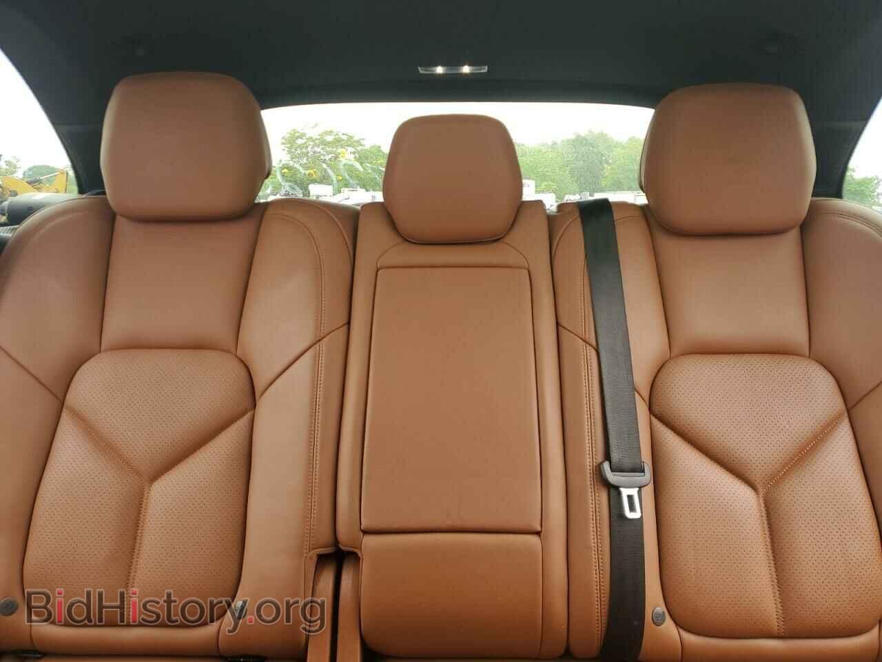 2017 PORSCHE CAYENNE - VIN: WP1AA2A26HKA90119 - Photo 10