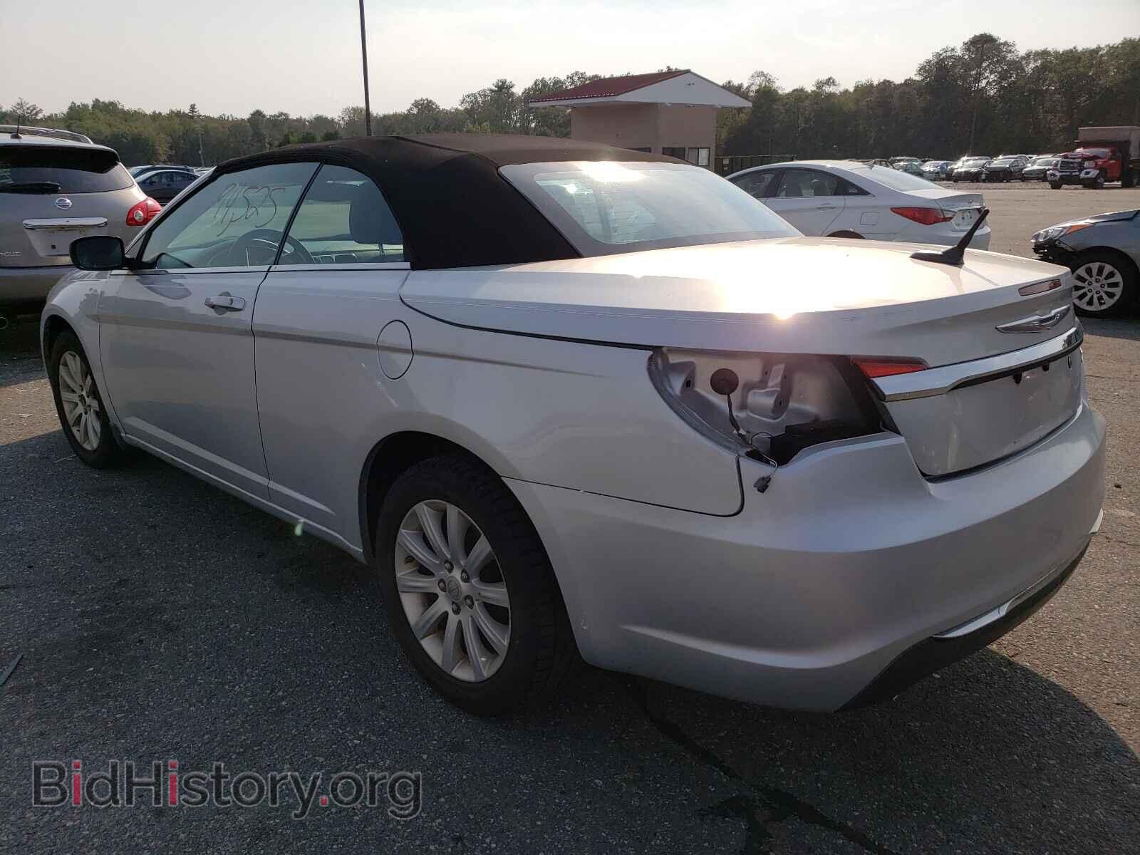 2011 CHRYSLER 200 - VIN: 1C3BC2EG8BN530213 - Фото 3